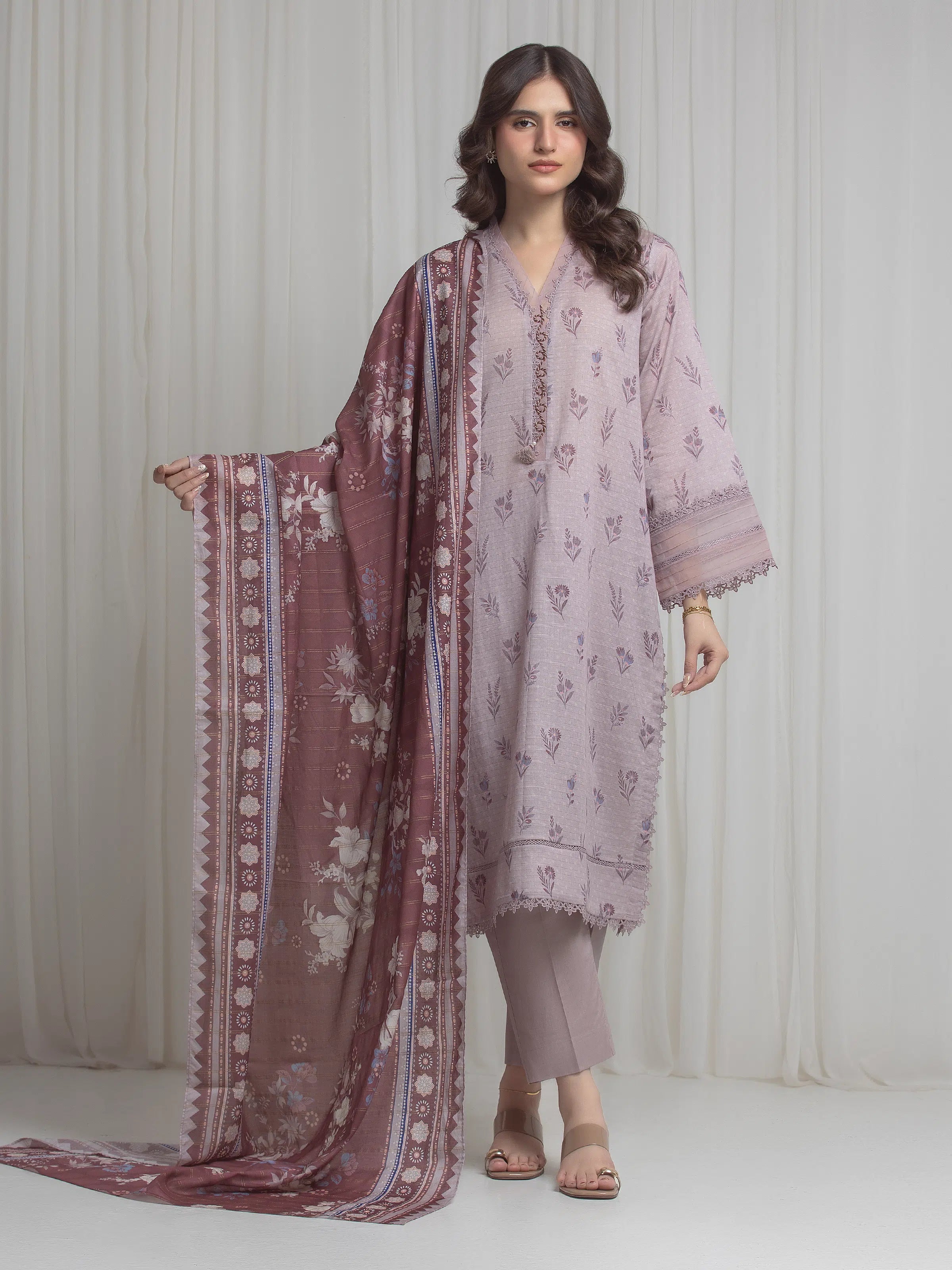 URB Zari Lawn 528169