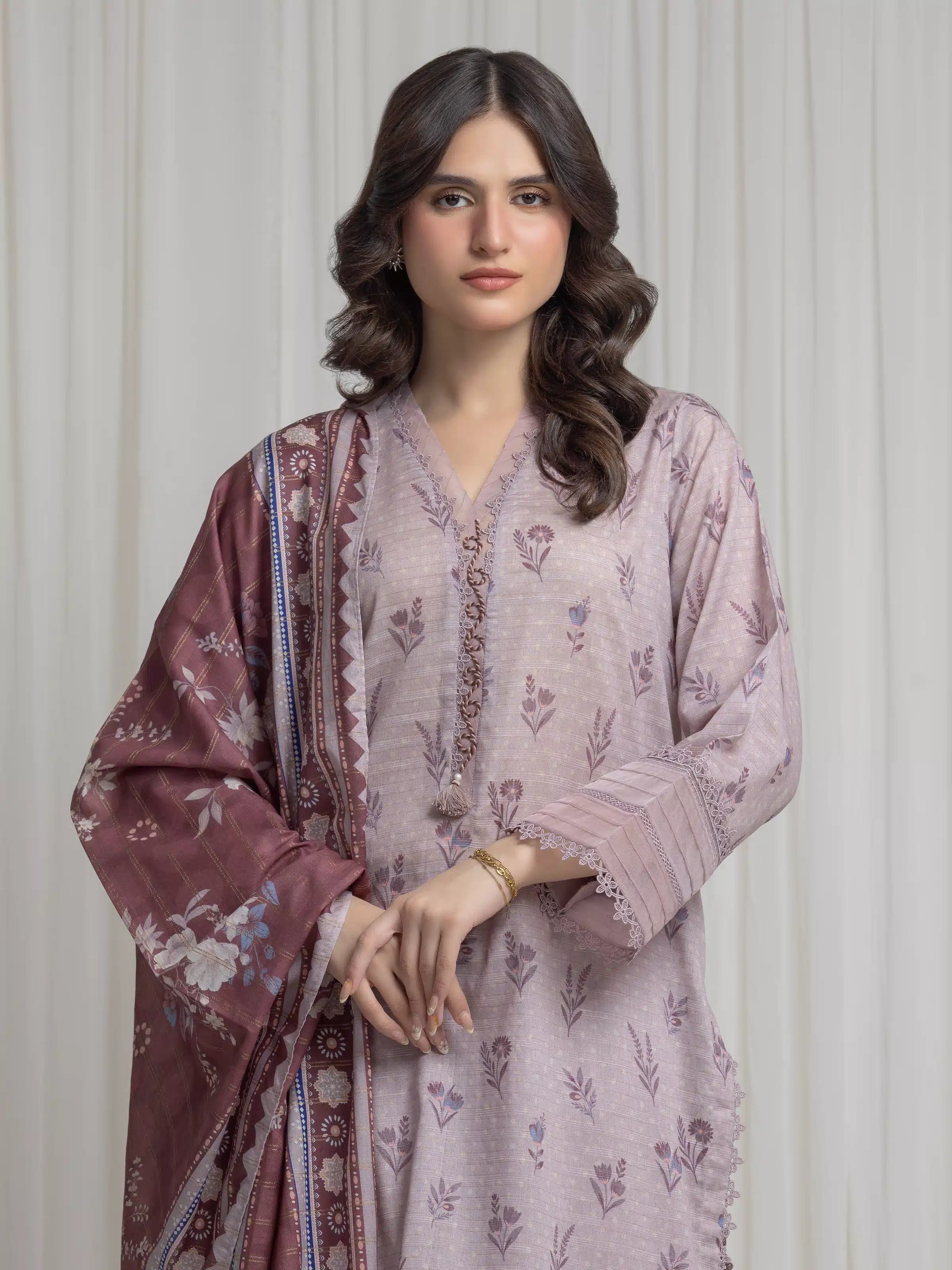 URB Zari Lawn 528169