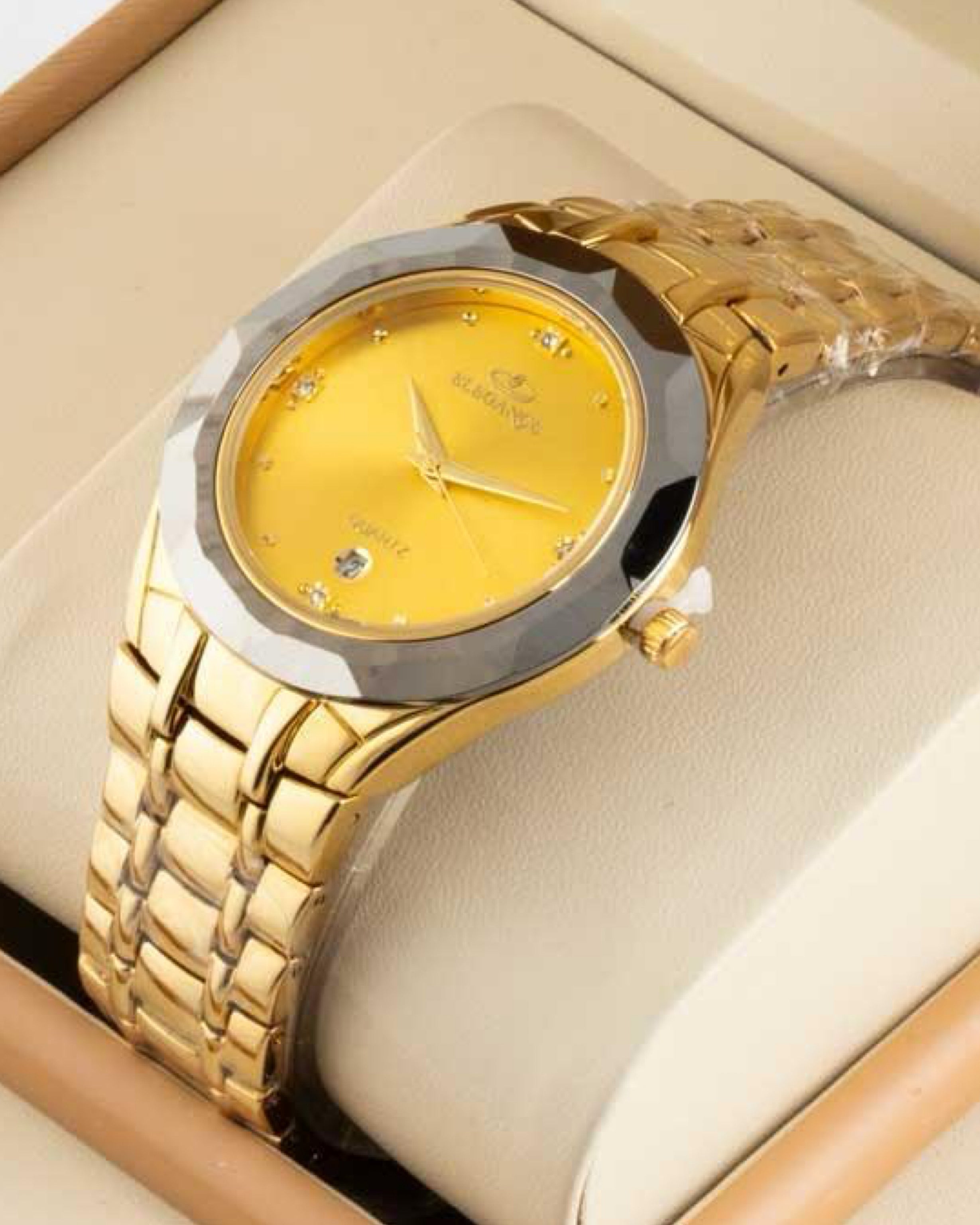 MK - Timeless Elegance