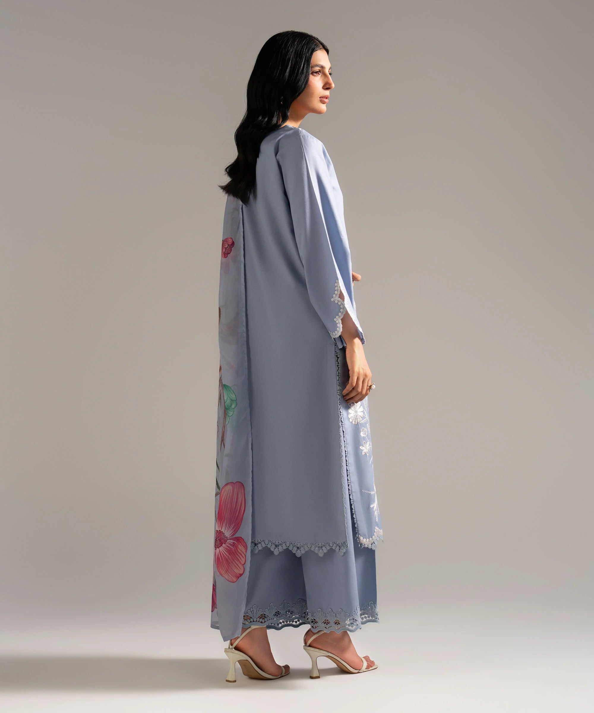 URB Embroidered 206975