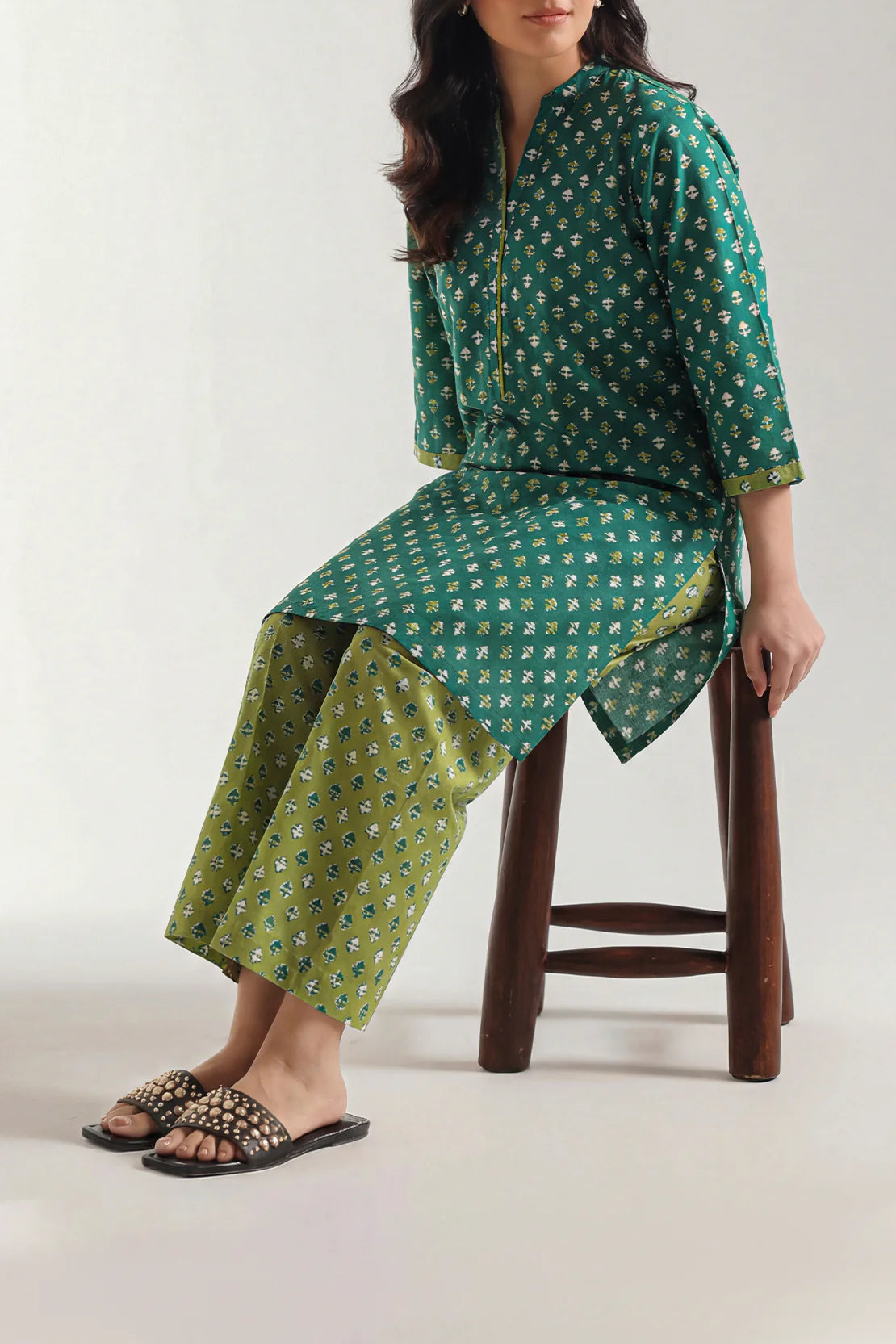 URB Printed Lawn Stitched 2 Piece