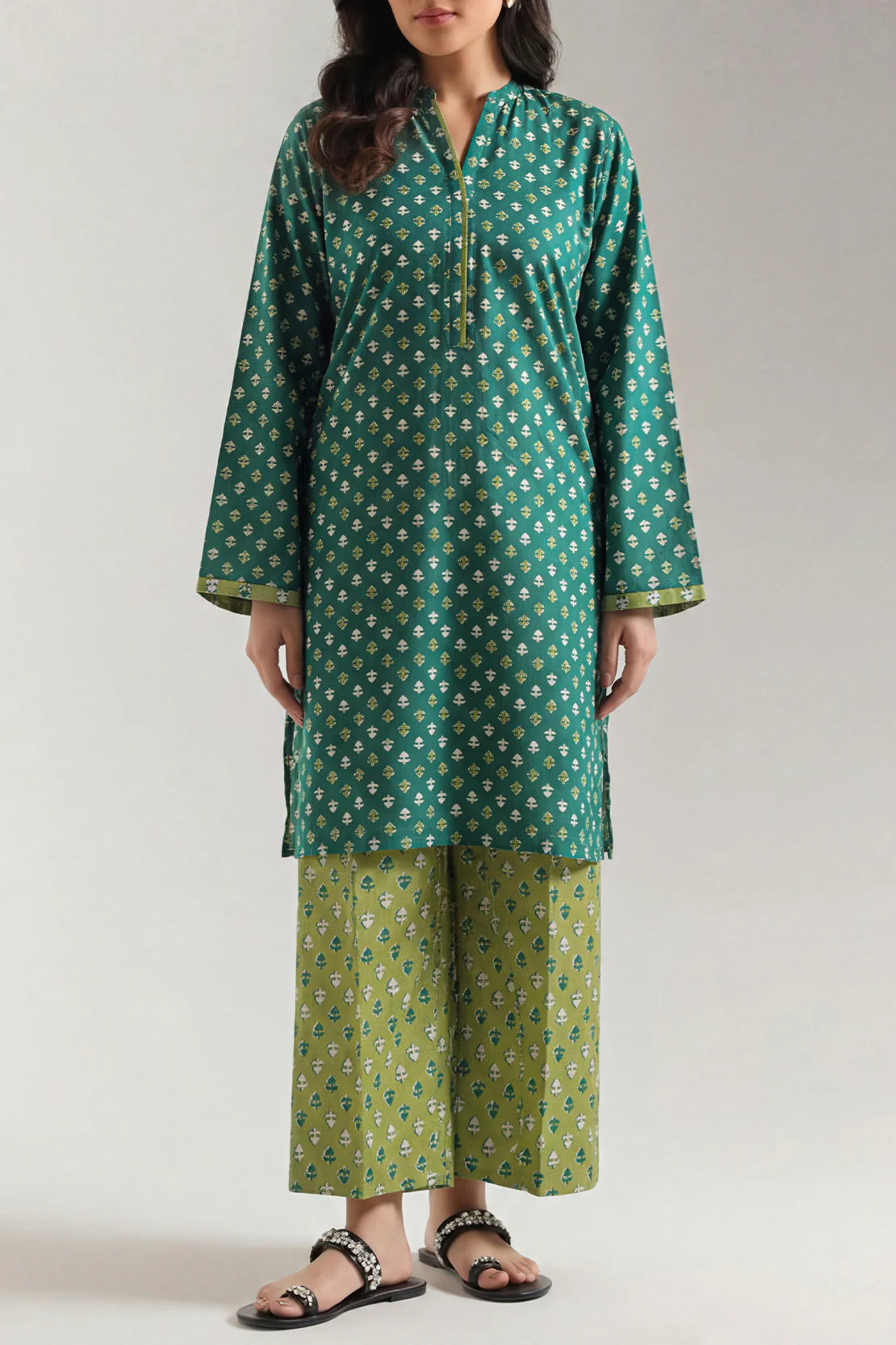 URB Printed Lawn Stitched 2 Piece