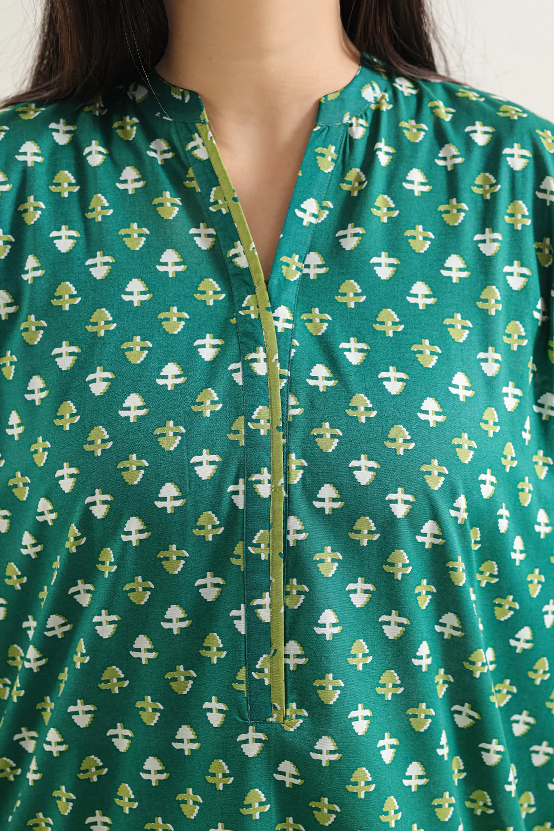 URB Printed Lawn Stitched 2 Piece