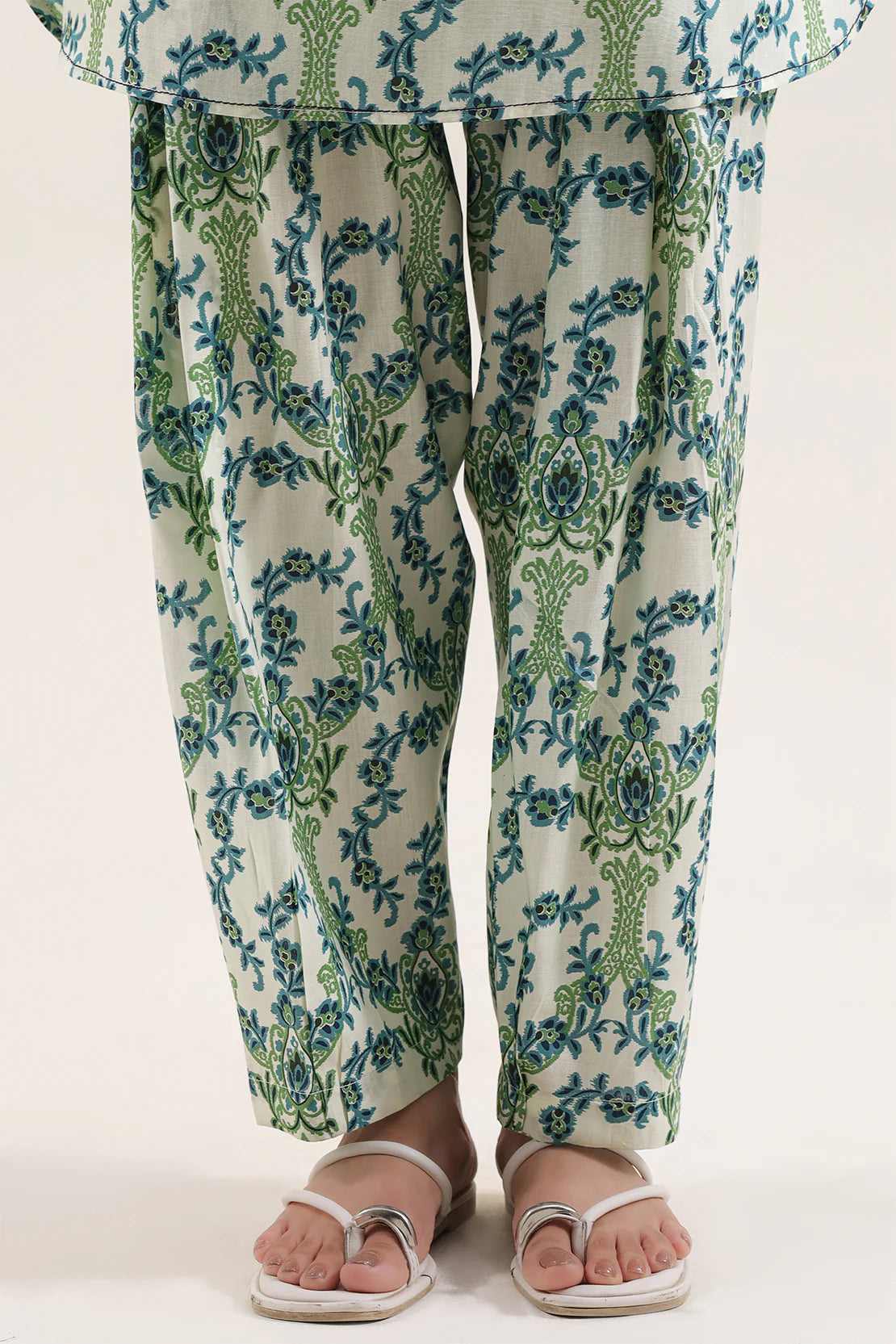 URB Printed Arabic Lawn Stitched 2 Piece