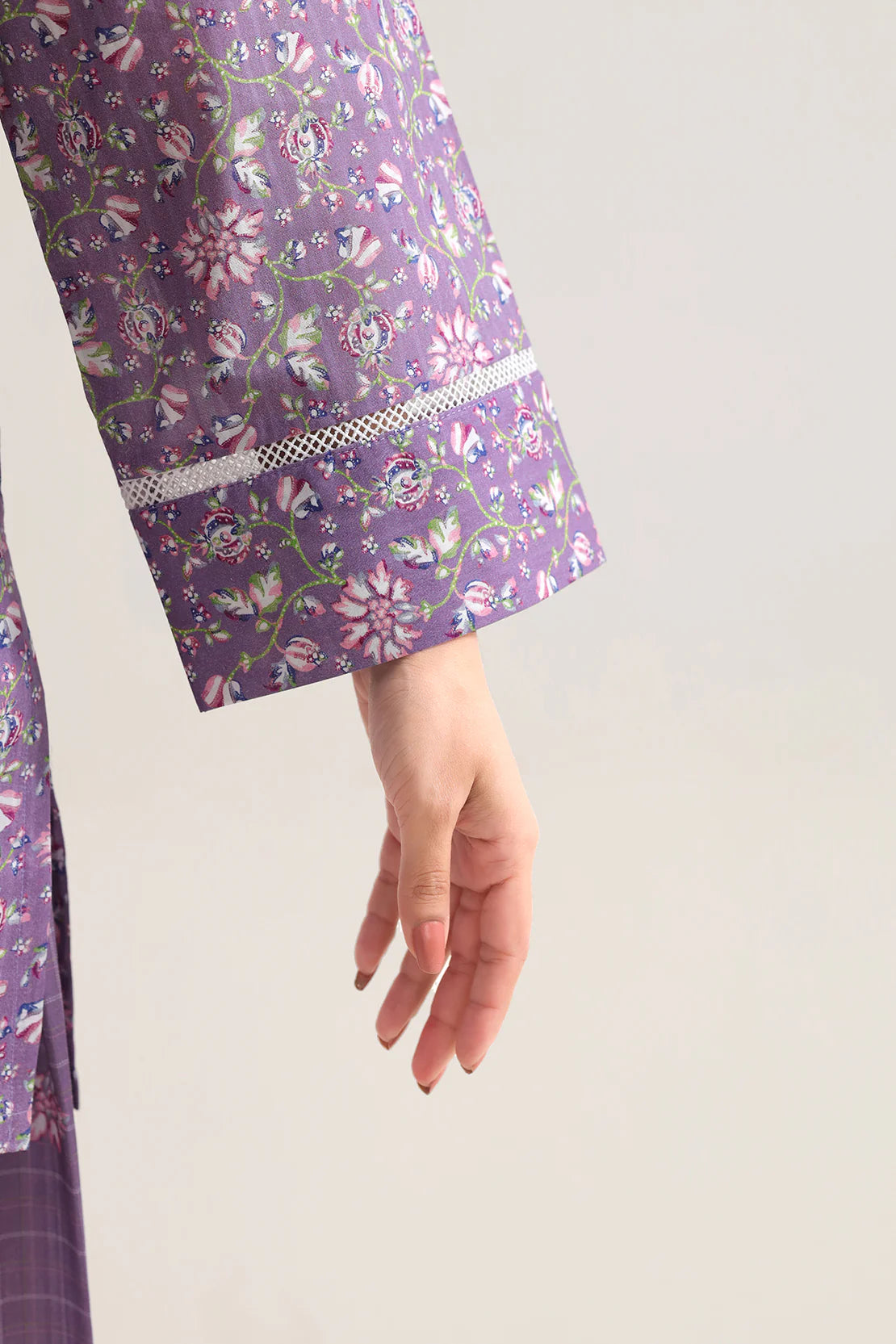 URB Printed Lawn Stitched 2 Piece