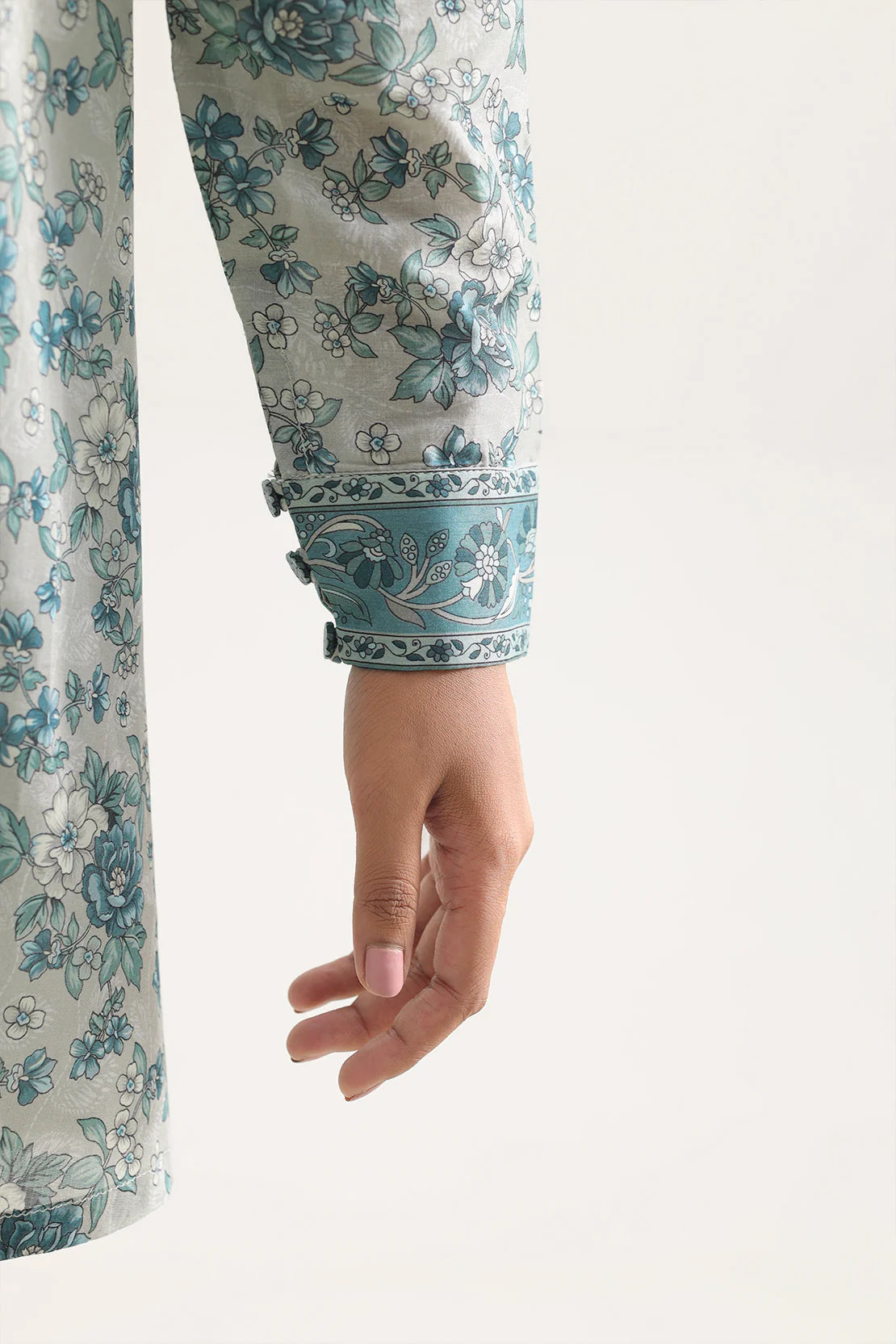 URB Unstitched Printed Lawn 3 Piece