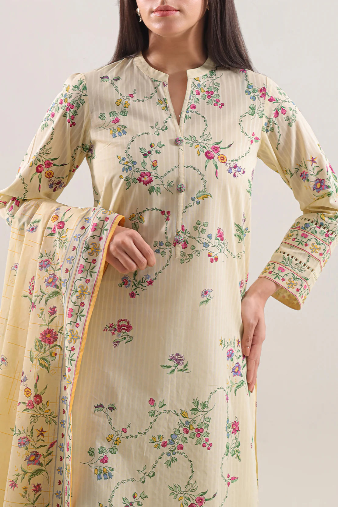 URB Unstitched Printed Lawn 3 Piece