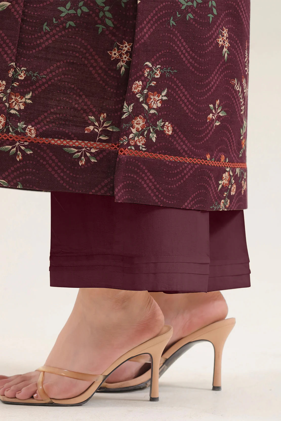 URB Unstitched Printed Lawn 3 Piece