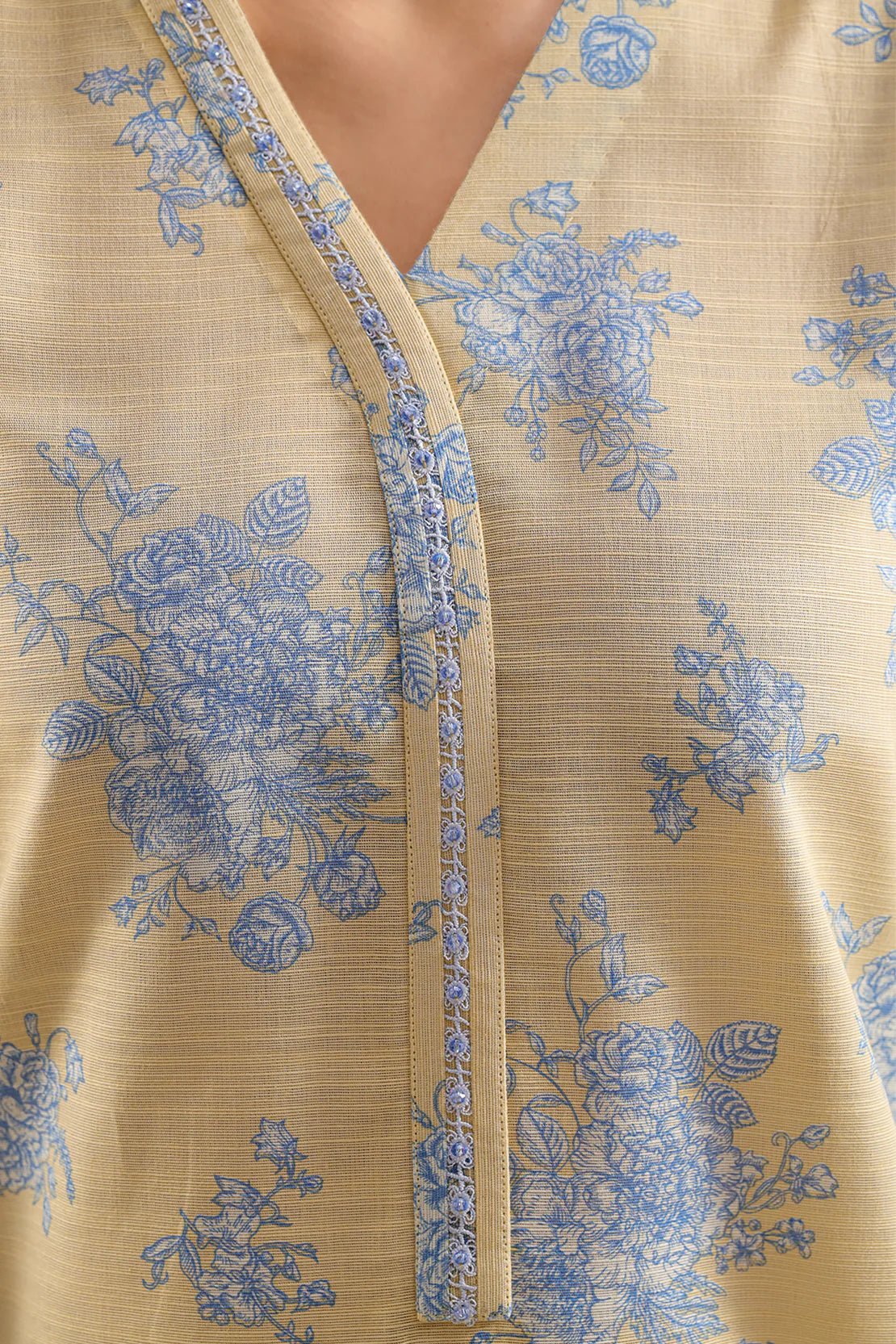 URB Unstitched Printed Lawn 3 Piece