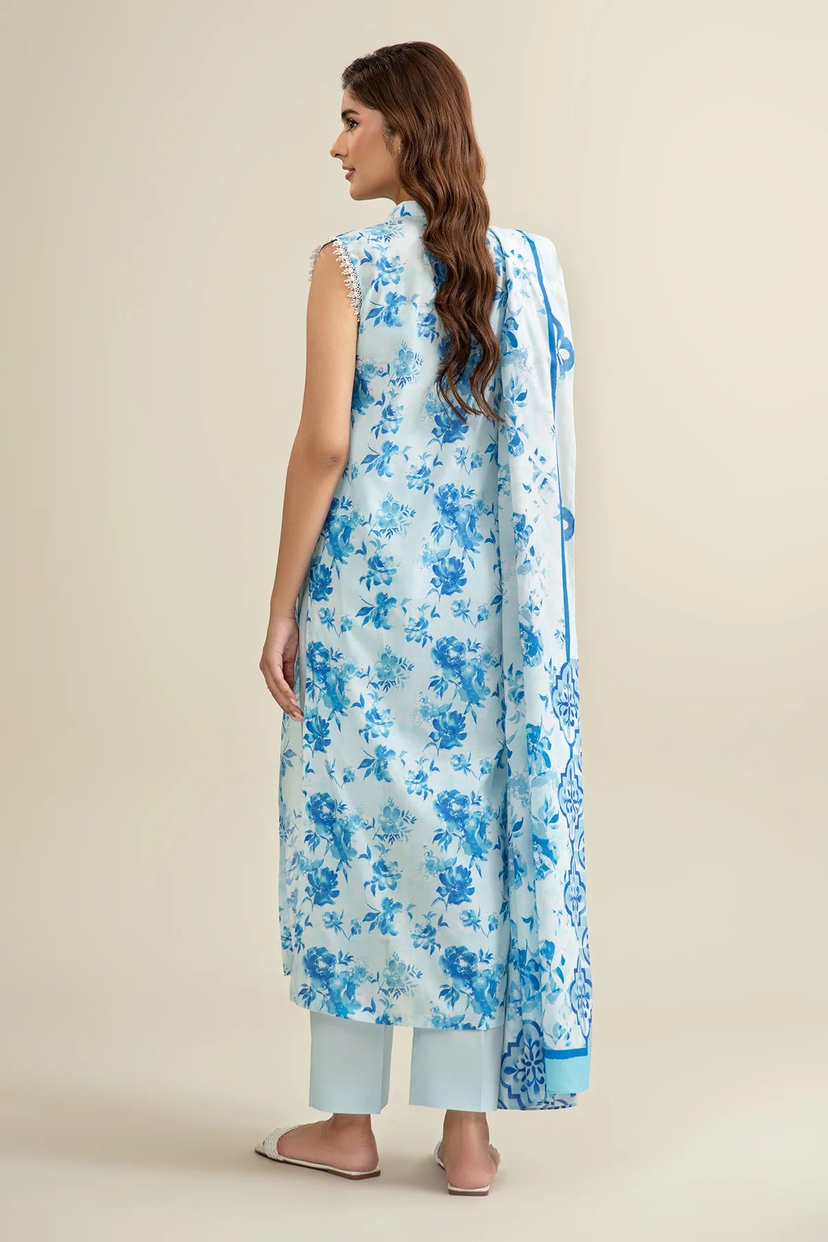 URB Ice Blue 3-Piece Unstitched Lawn Suit with Printed Dupatta
