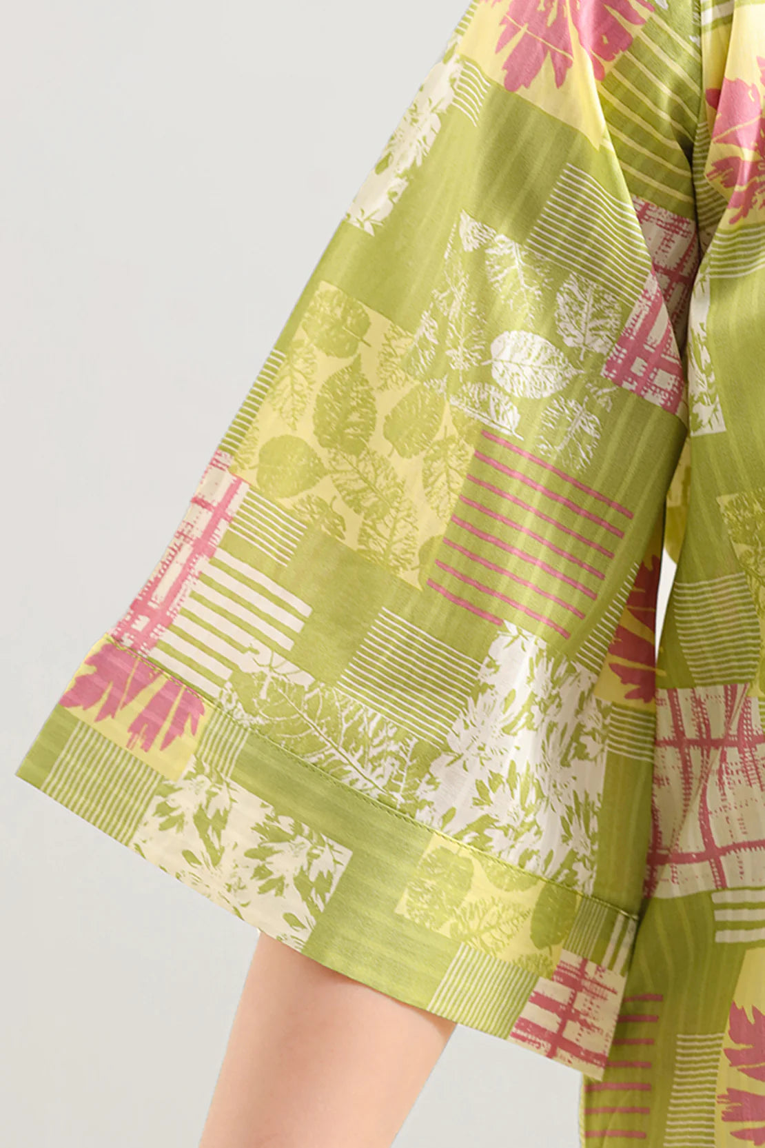 URB Printed Lawn Stitched 2 Piece